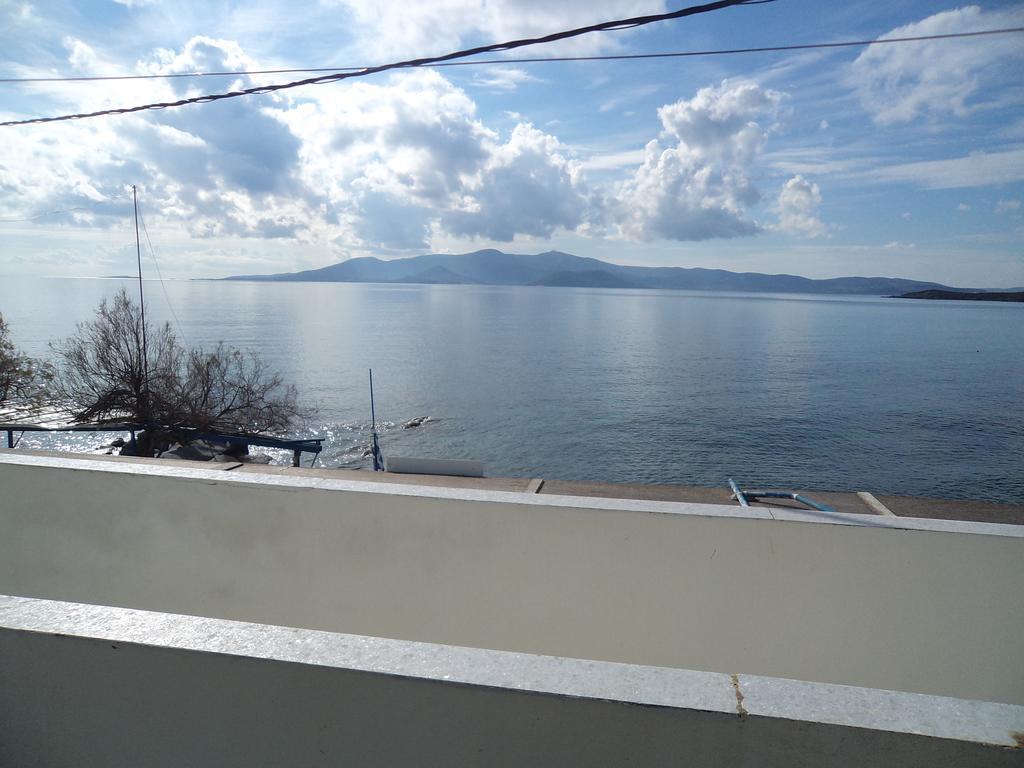 O Fotis Agios Prokopios (Naxos) Quarto foto